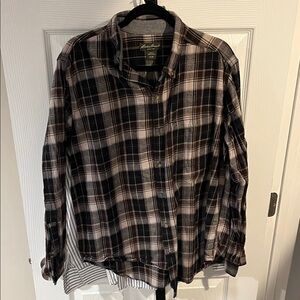 Eddie Bauer Men's Gray and Black Plaid Shirt